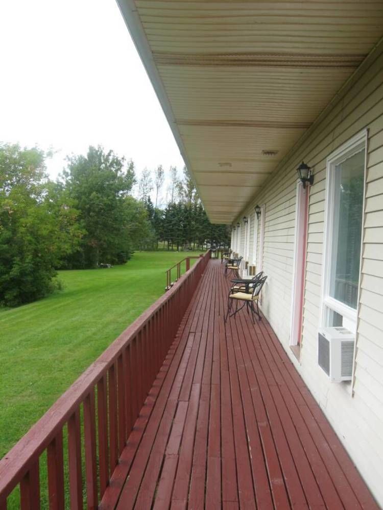 Summerside Motel &Cottages Exterior photo